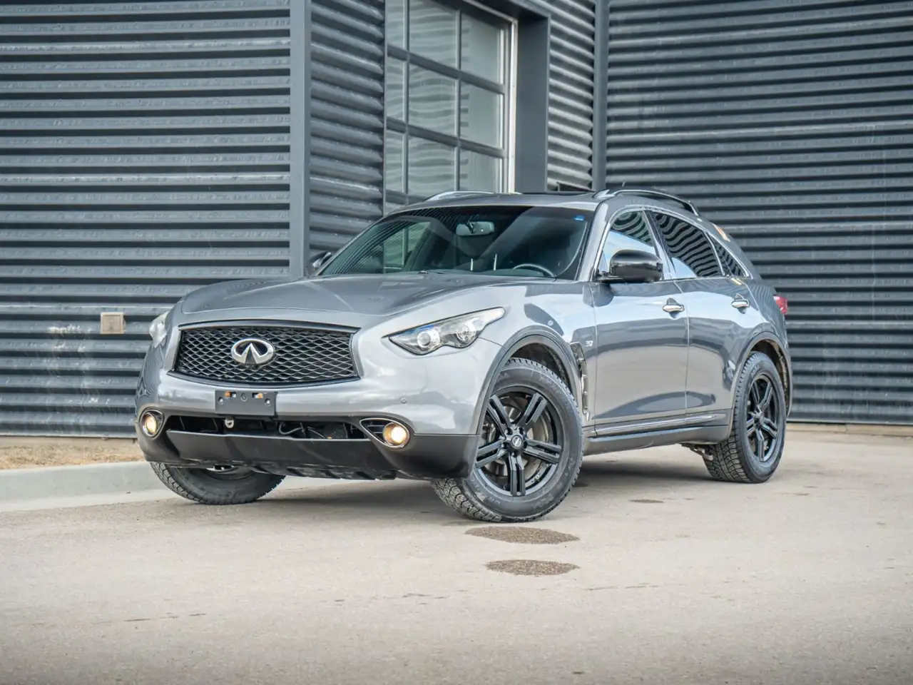 2017 Infiniti QX70