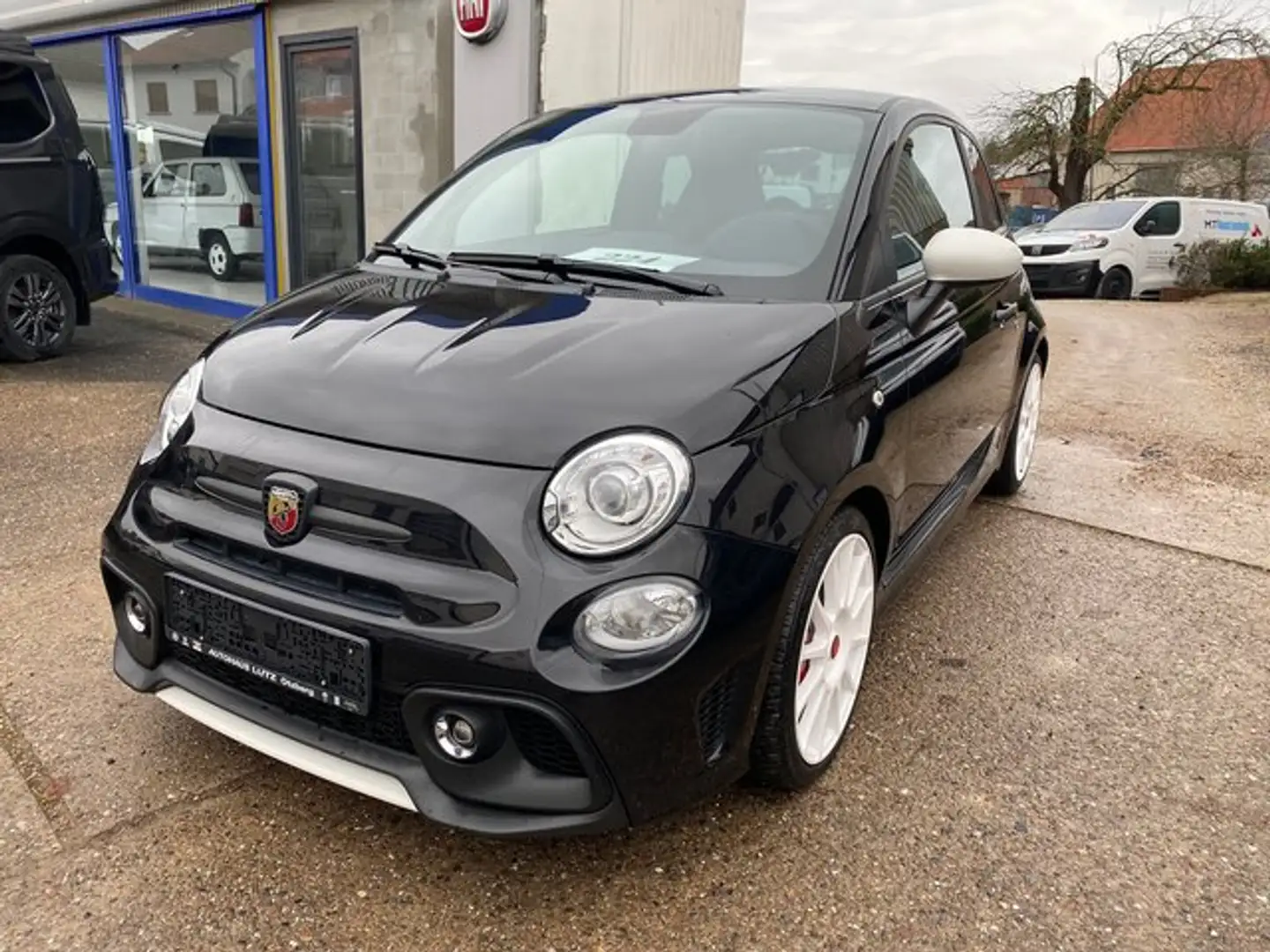 Abarth 695 Esseesse Noir - 1
