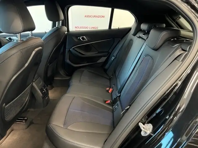BMW 1 Series view 7