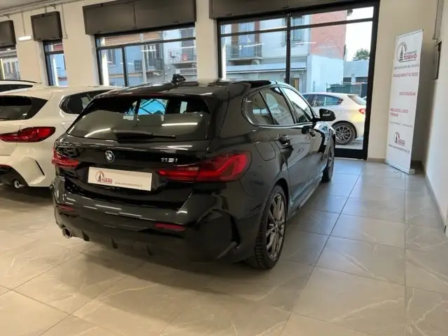 BMW 1 Series view 4