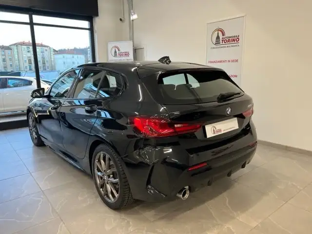 BMW 1 Series view 6