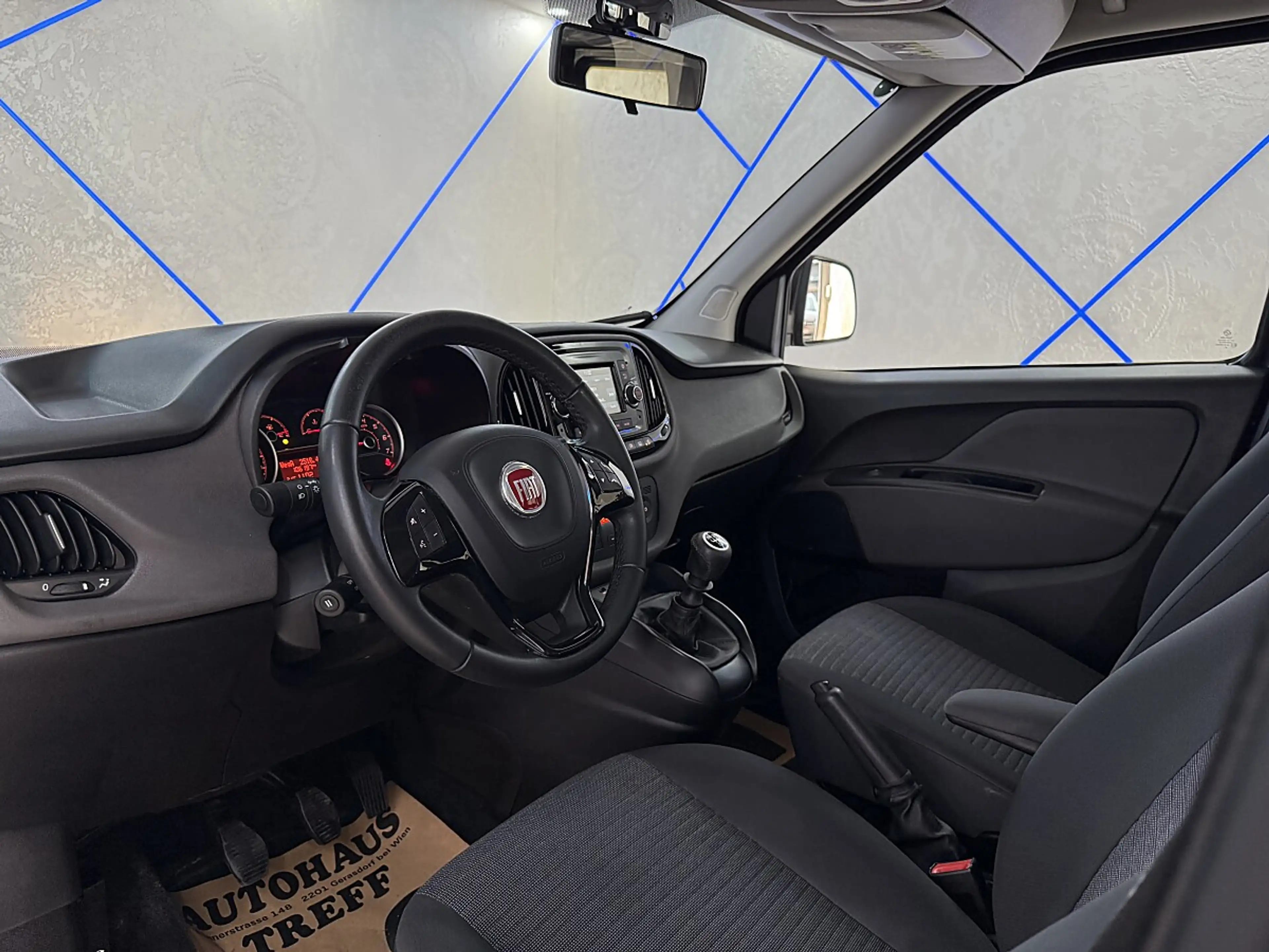 Fiat Doblo 1,6 MultiJet 120 Lounge Start&Stop*KLIMATRONIC*... — photo 10