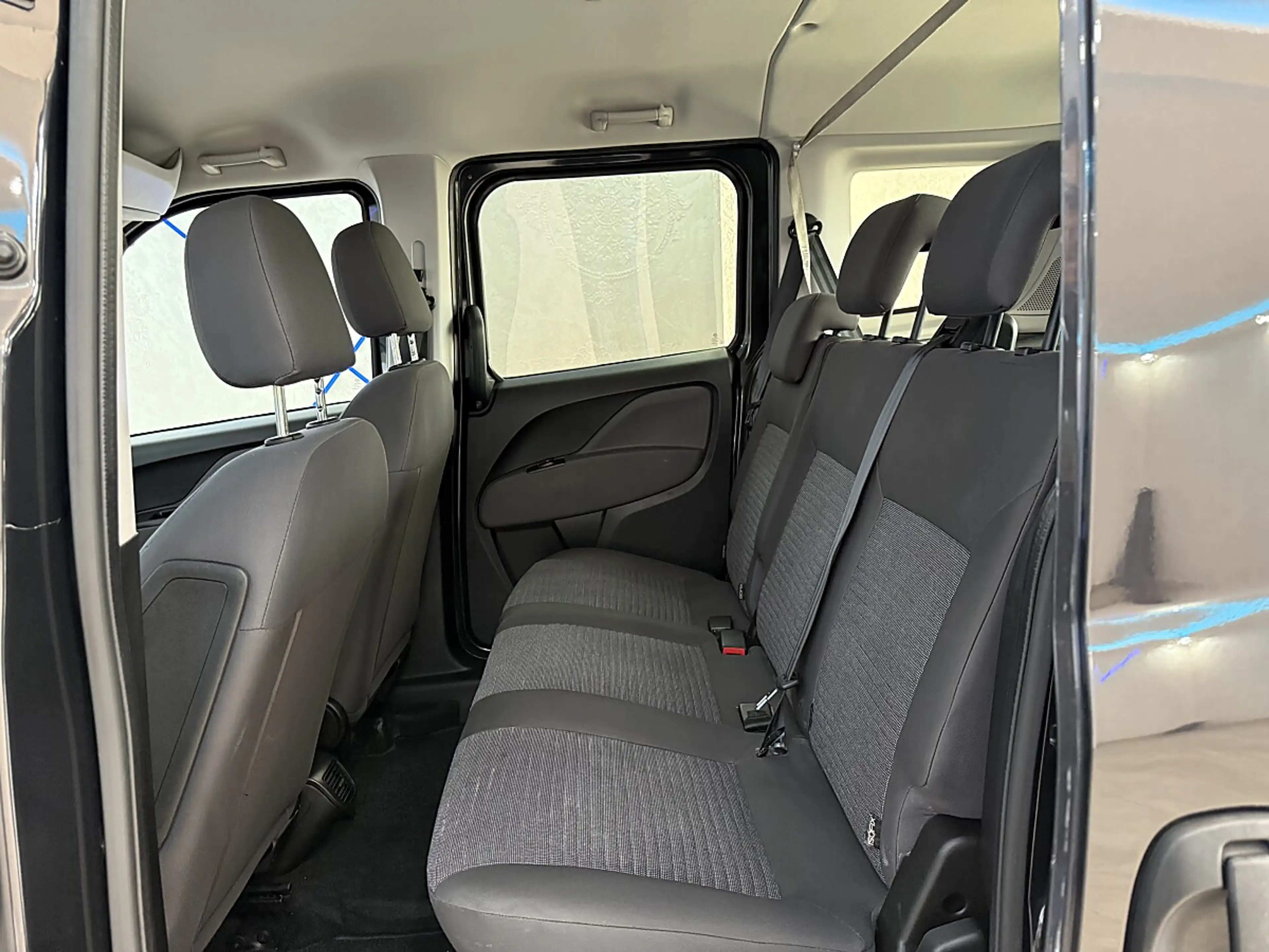 Fiat Doblo 1,6 MultiJet 120 Lounge Start&Stop*KLIMATRONIC*... — photo 11