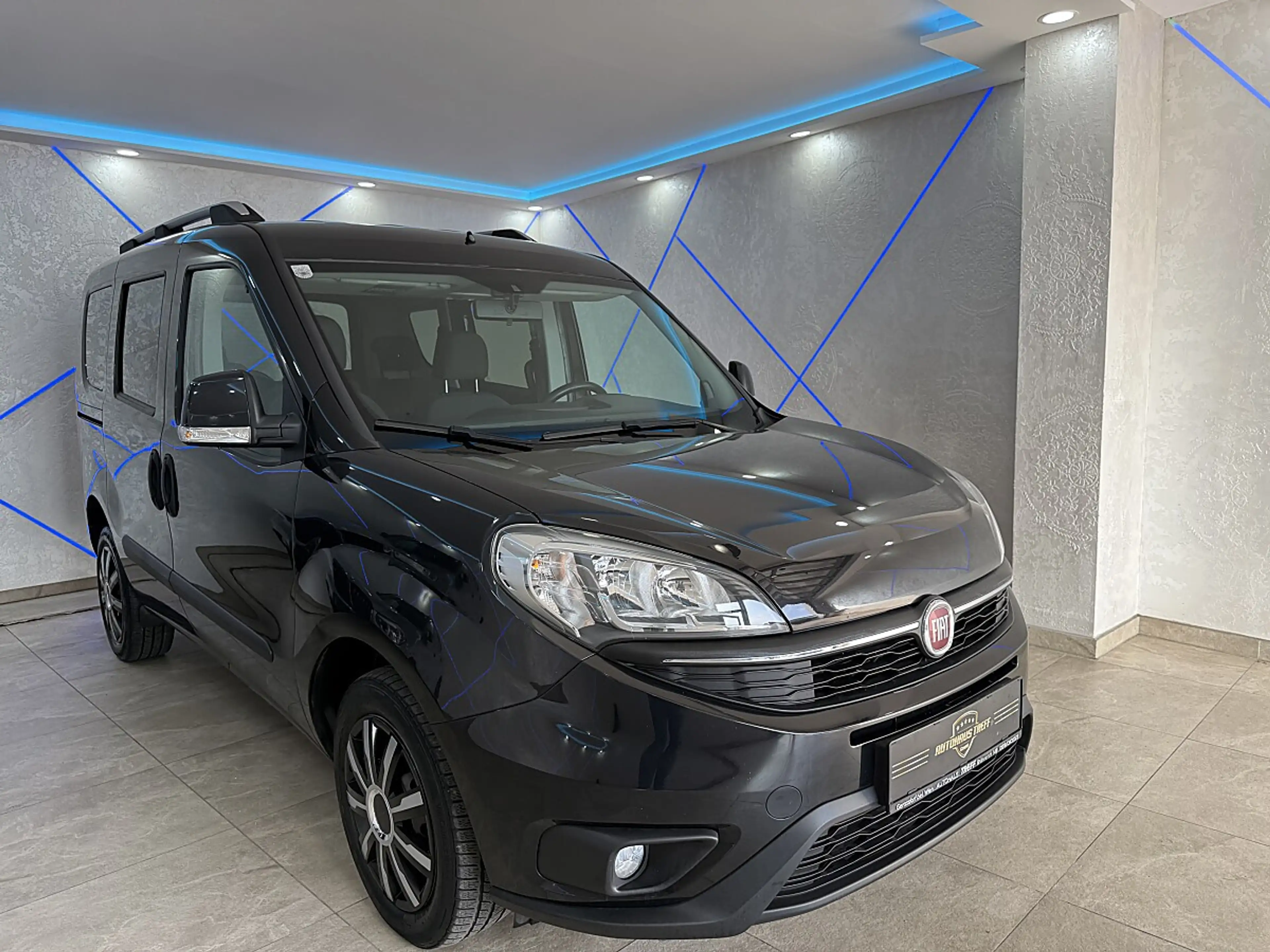 Fiat Doblo 1,6 MultiJet 120 Lounge Start&Stop*KLIMATRONIC*...
