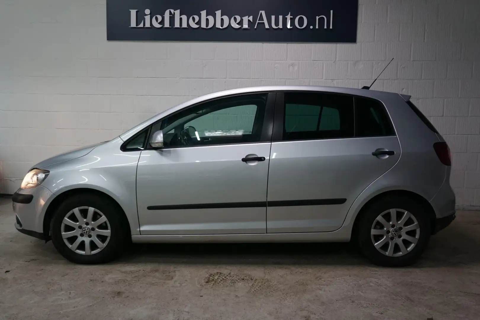 Volkswagen Golf Plus 1.4 TSI Comfortline Business/Airco/ 86Dkm NAP/Elek Grijs - 2