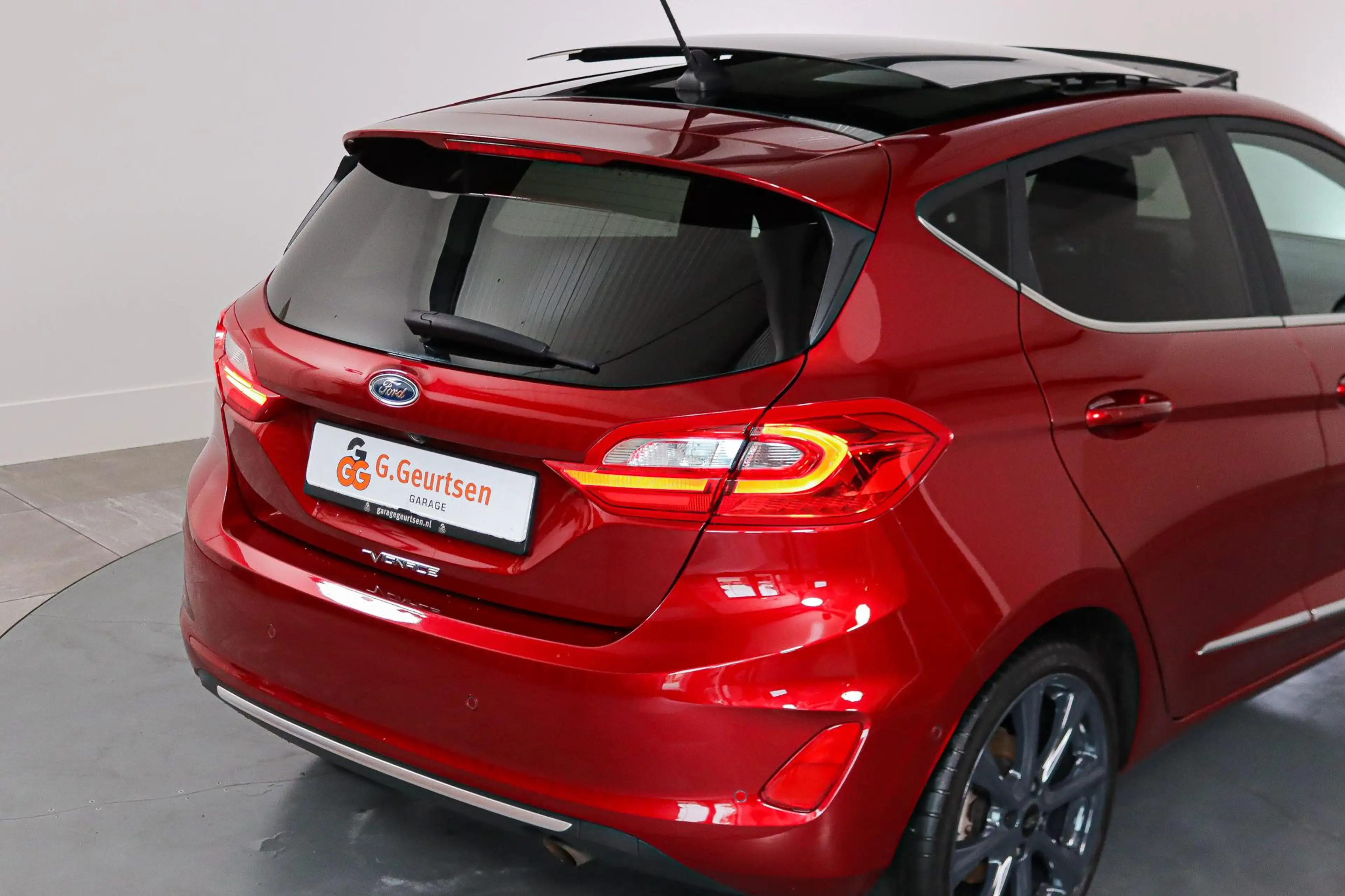 Ford Fiesta 1.0 EcoBoost Vignale Panoramadak, B&O, ACC, Camera — photo 15