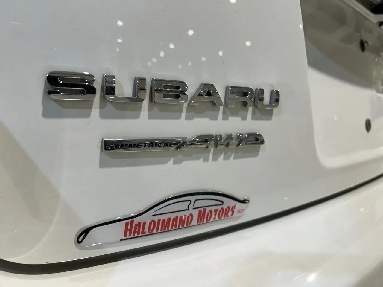 Subaru Impreza снимка Subaru Impreza