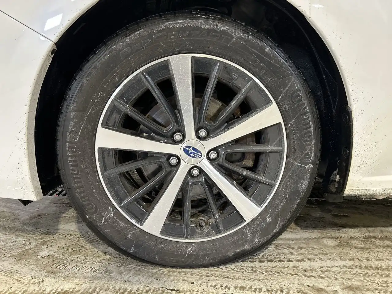 Subaru Impreza снимка Subaru Impreza