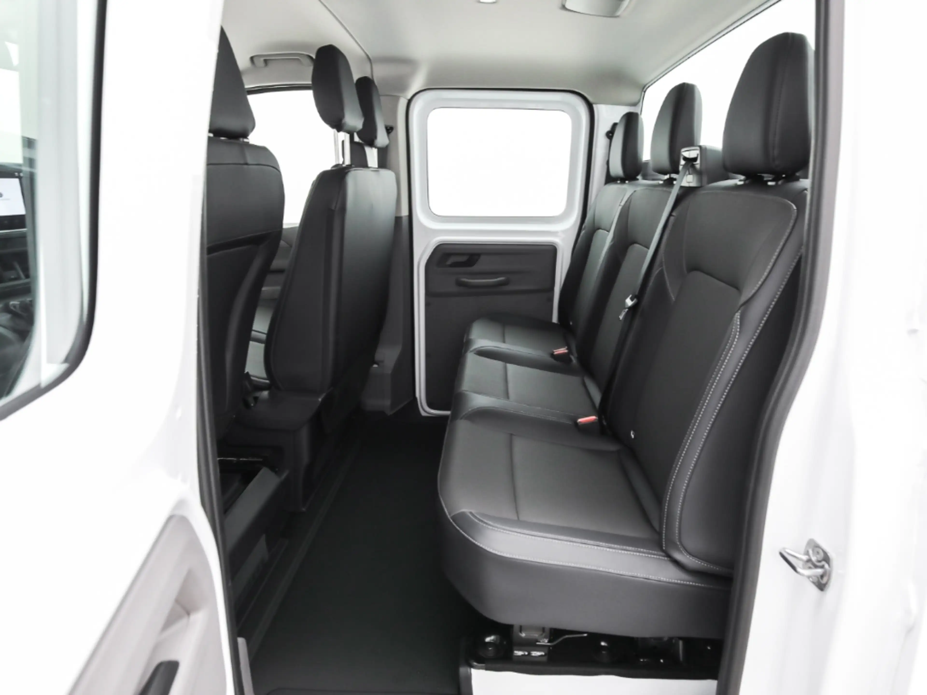 Volkswagen Transporter Pritsche Doppelkabine 2.0 TDI LR AHK Klima — photo 13