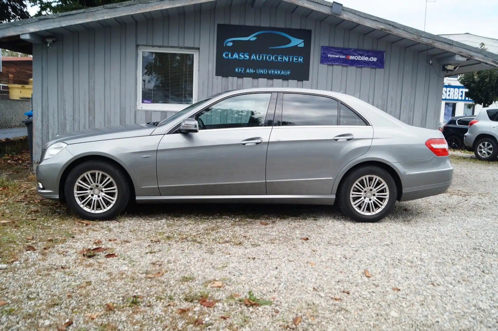 Mercedes-Benz E 350 CDI BlueEfficiency|Distronic|Memory|AHK| - 2