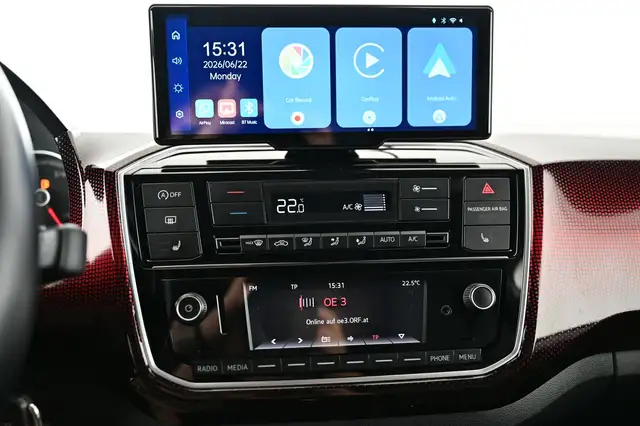 Volkswagen Up! view 24
