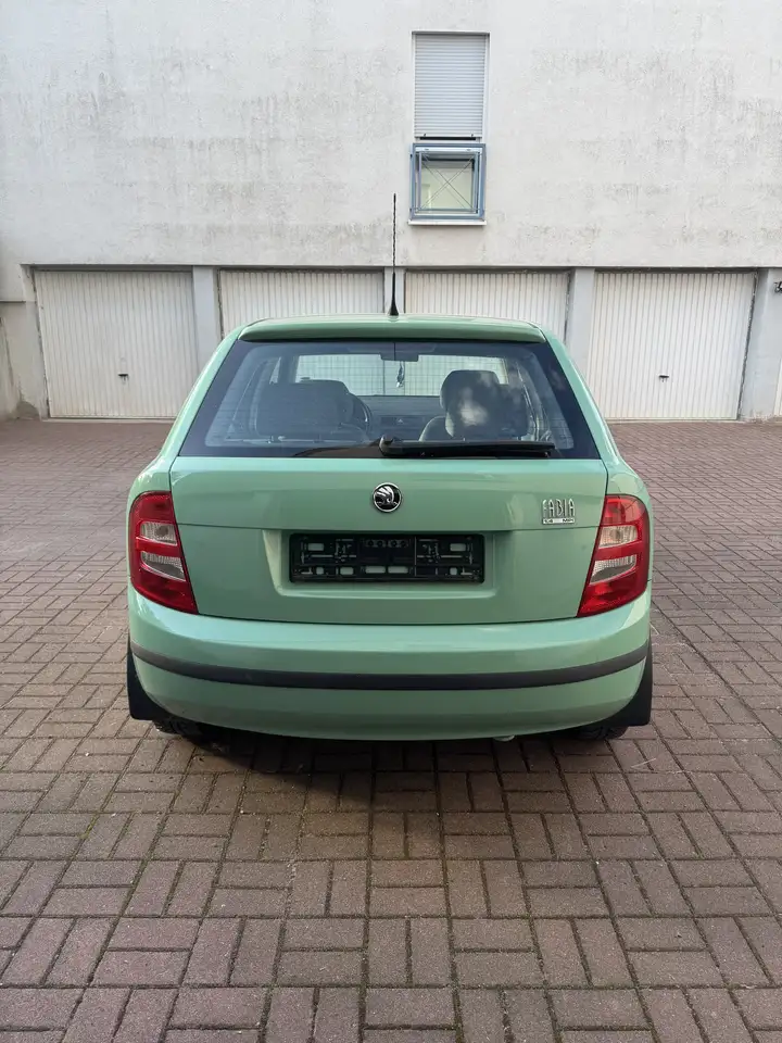 Skoda Fabia 1.4 16V Classic, foto 3