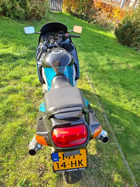 Kawasaki ZZR 600 - foto 5