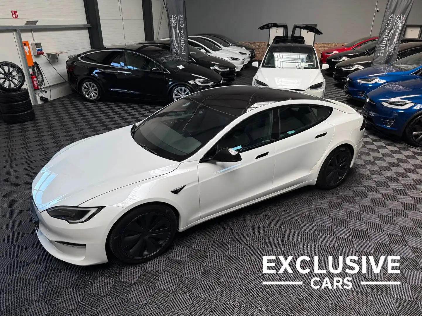 Tesla Model S MODEL S PALLADIUM MAXIMAL RANGE | PEARL | YOKE | Weiß - 1