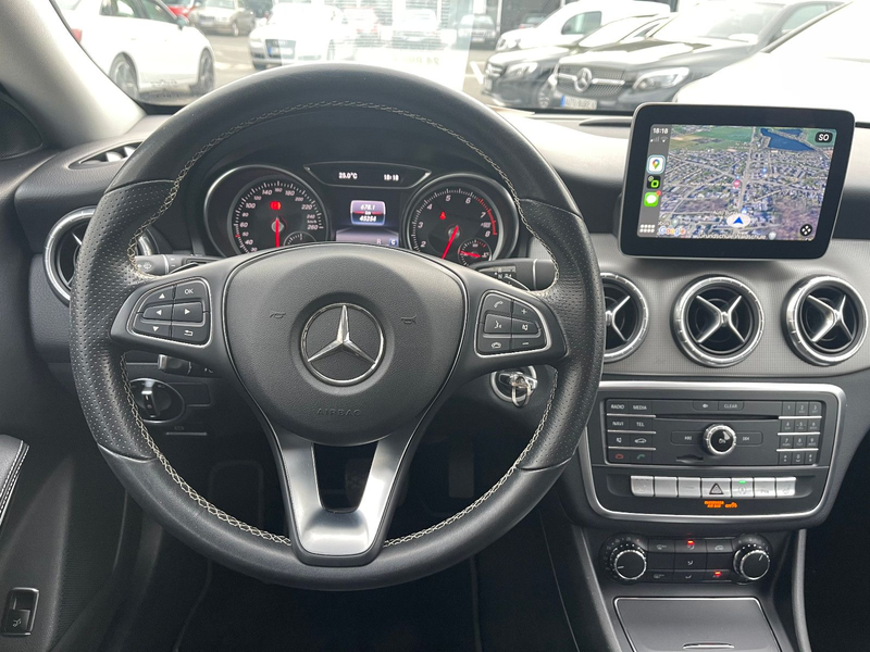Mercedes-Benz CLA 180 7G-DCT Urban LED COMAND AHK CarPlay — photo 12