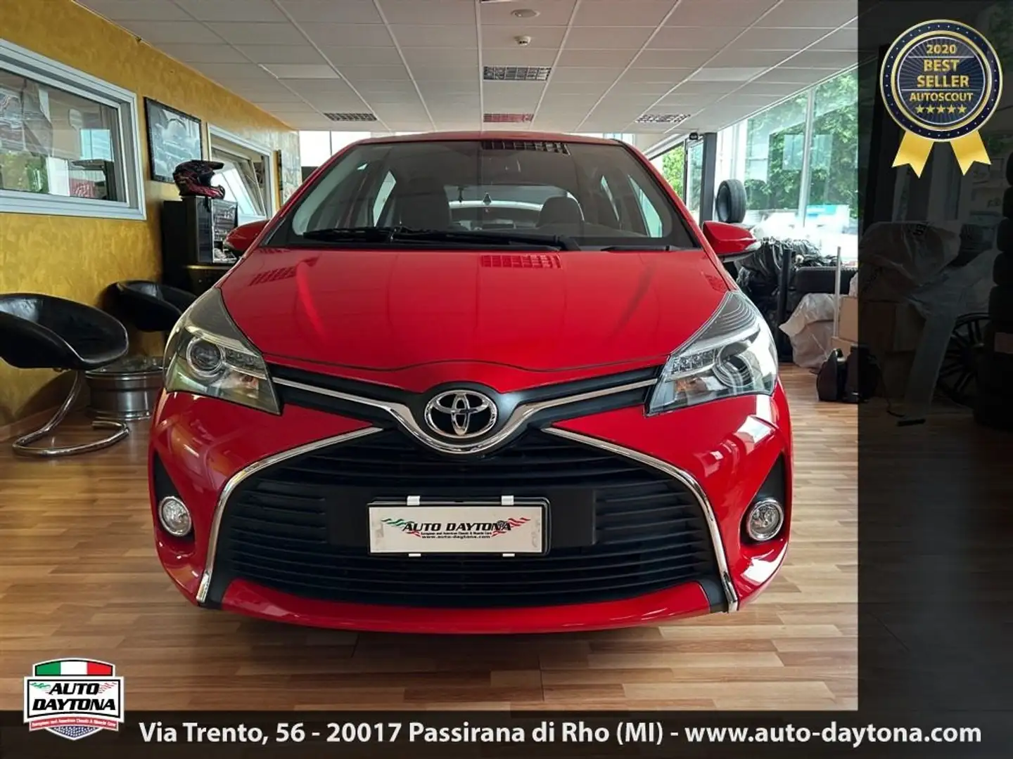 Toyota Yaris 1.0 5 porte Lounge NEOPATENTATI FULL OPTIONAL Rouge - 1