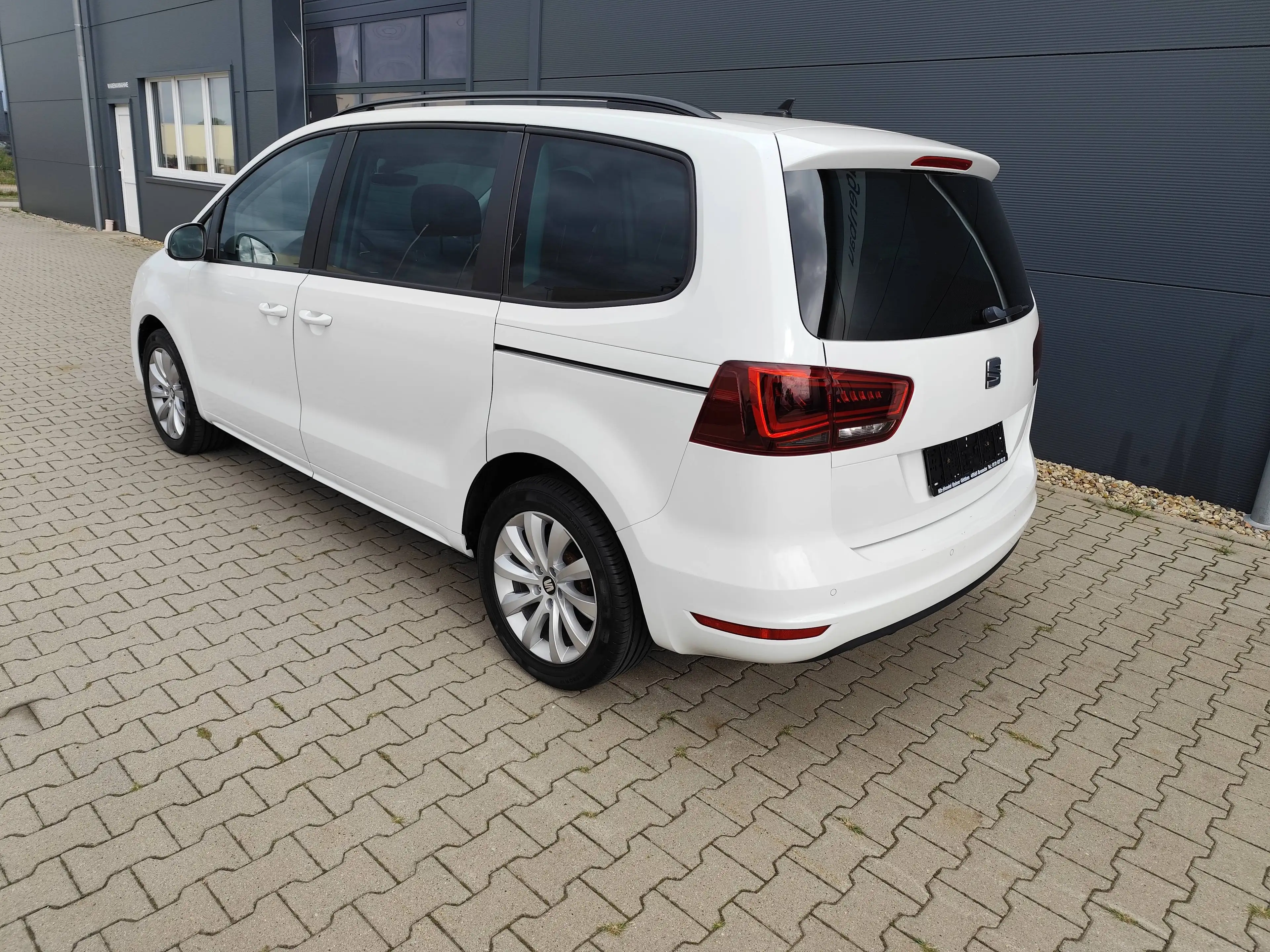 SEAT Alhambra Style Xenon 7 Sitze DSG — photo 5