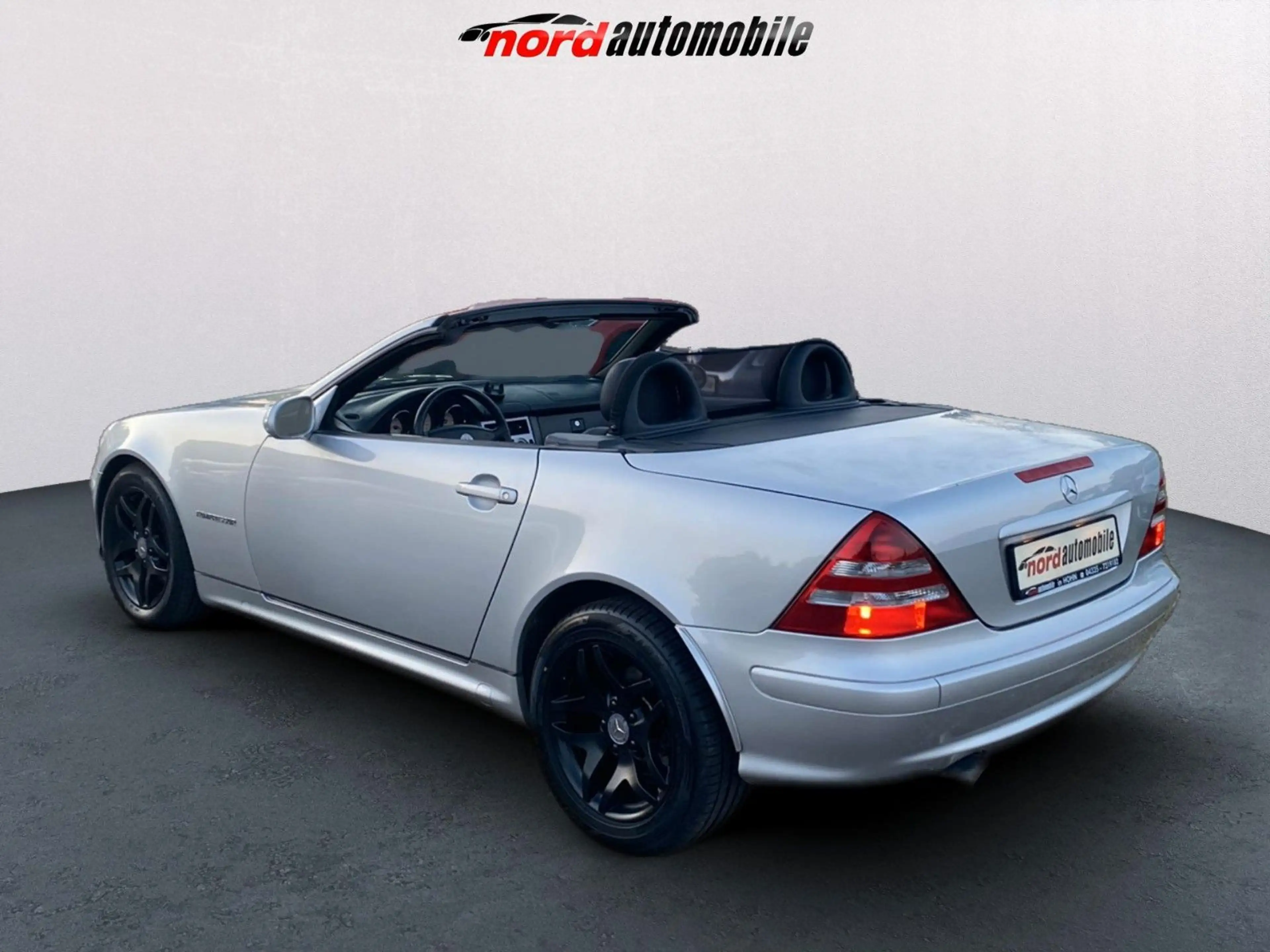 Mercedes-Benz SLK 200 KOMPRESSOR° Shz° Leder °Klima° Tüv neu° — photo 3