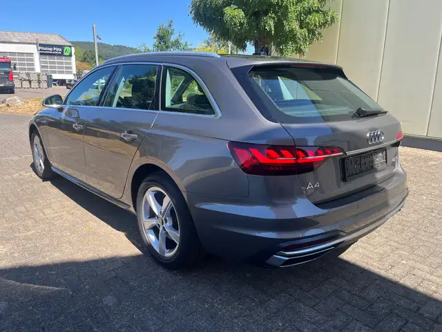 Audi A4 view 2