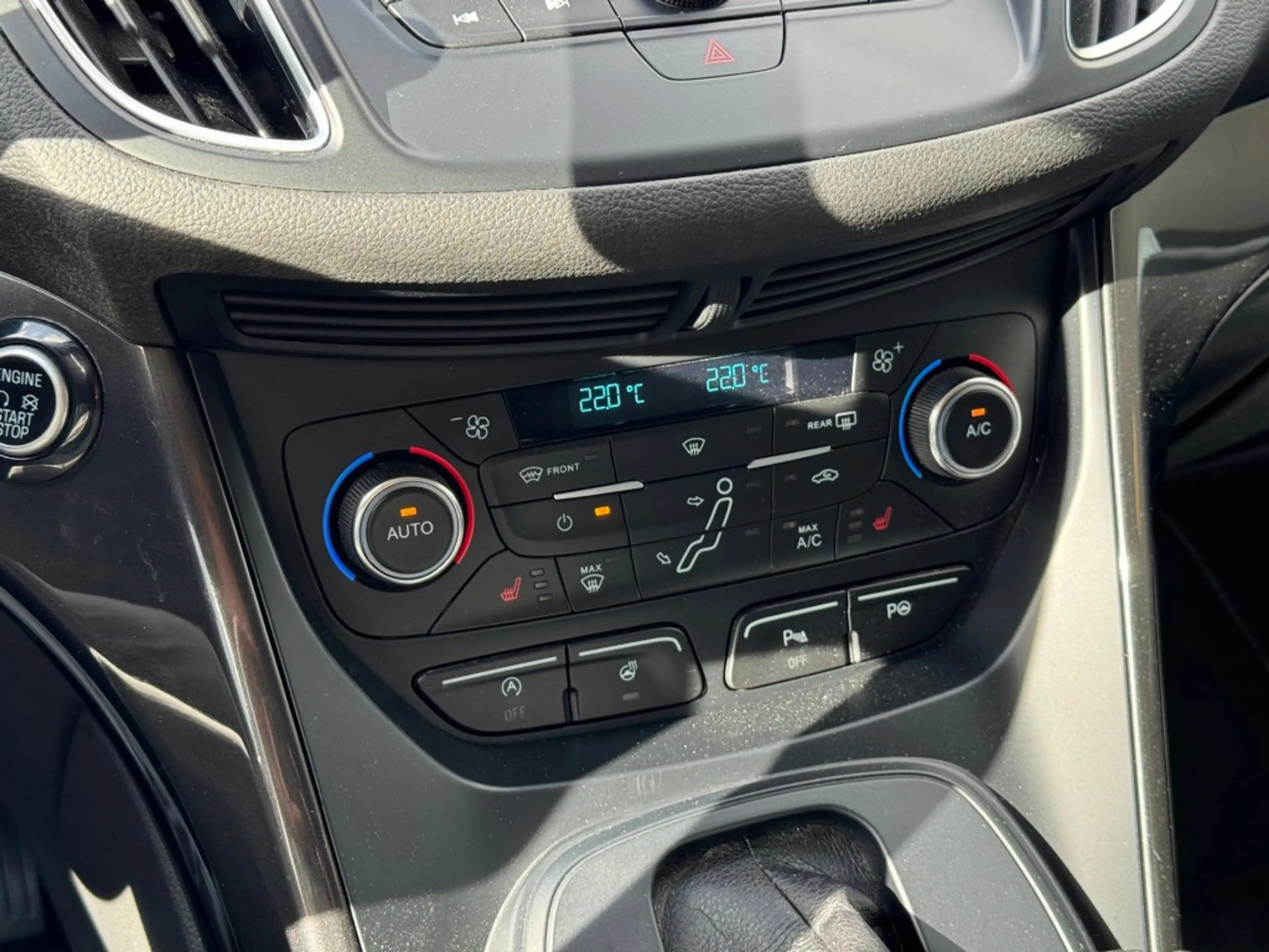 Ford C-Max 1.5 Titanium Automaat - stoel/stuurverwarming - ap — photo 10