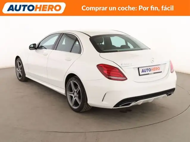 Mercedes-Benz C-Class view 4