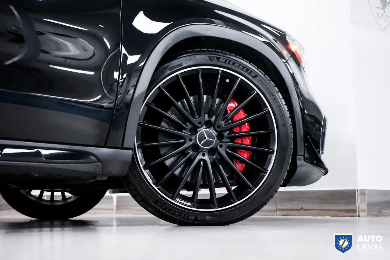 Mercedes-Benz GLA снимка Mercedes-Benz GLA