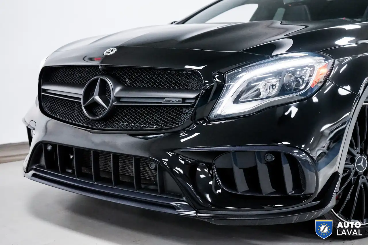 Mercedes-Benz GLA снимка Mercedes-Benz GLA