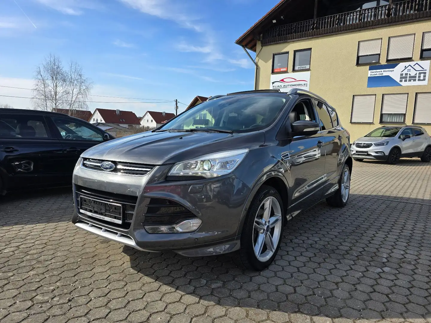 Ford Kuga Individual/Spurhalte/ Pano/ Kamera/ TÜV NEU Gris - 1