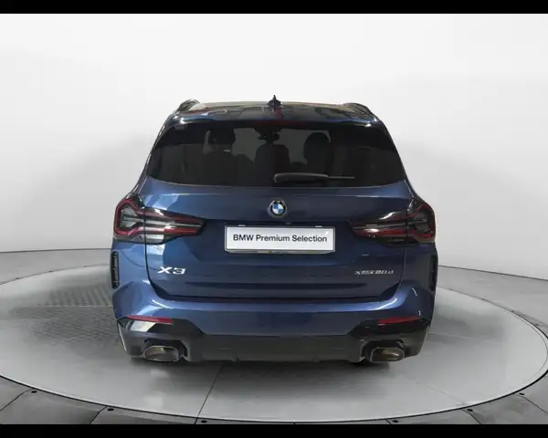BMW X3 view 7