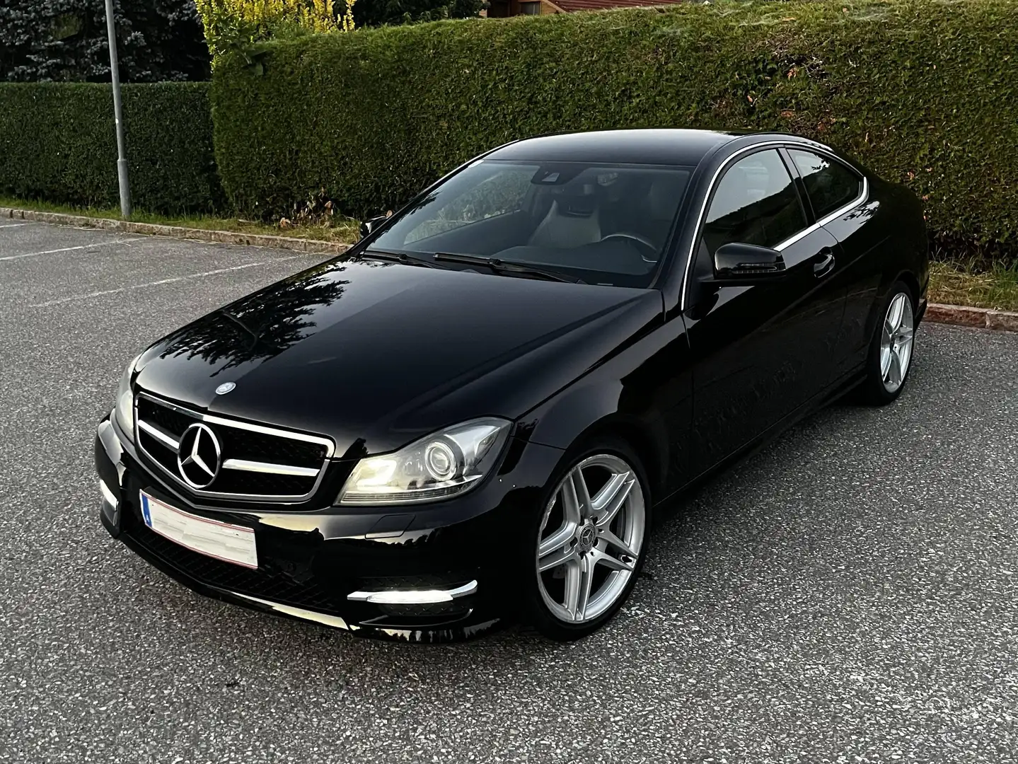 Mercedes-Benz C 250 C 250 CDI Sport BlueEfficiency Coupe Aut. Sport Schwarz - 2