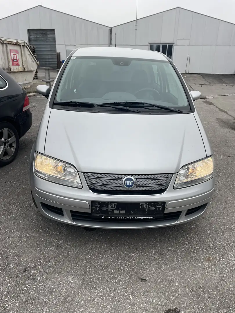 Fiat Idea 1,3 16V JTD Multijet 70 Dynamic - 1