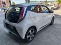 Toyota Aygo 1.0 VVT-i x-play x-shift Weiß - thumbnail 9