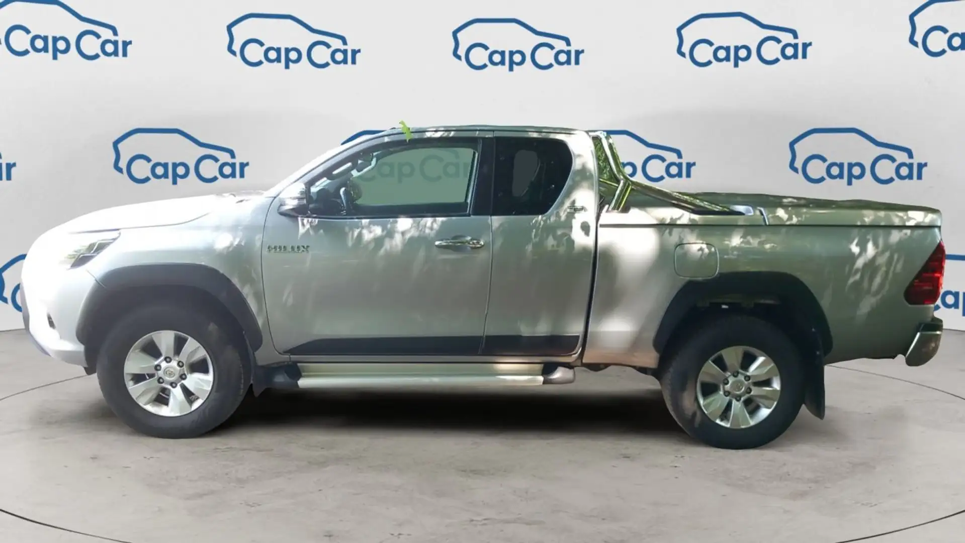 Toyota Hilux IV 2.4 D-4D 150 AWD Legende Sport - 2