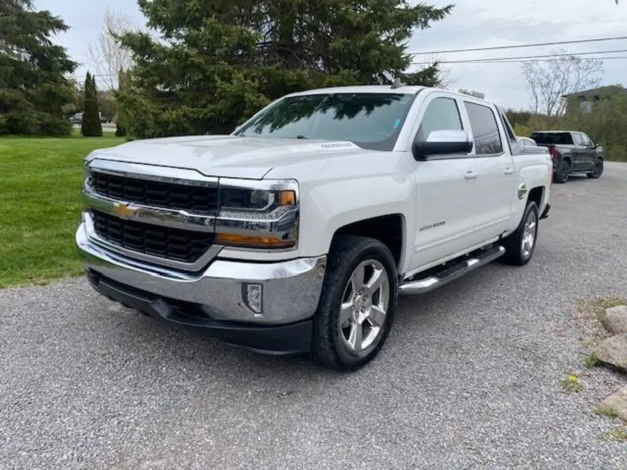 Chevrolet Silverado 1500 снимка Chevrolet Silverado 1500