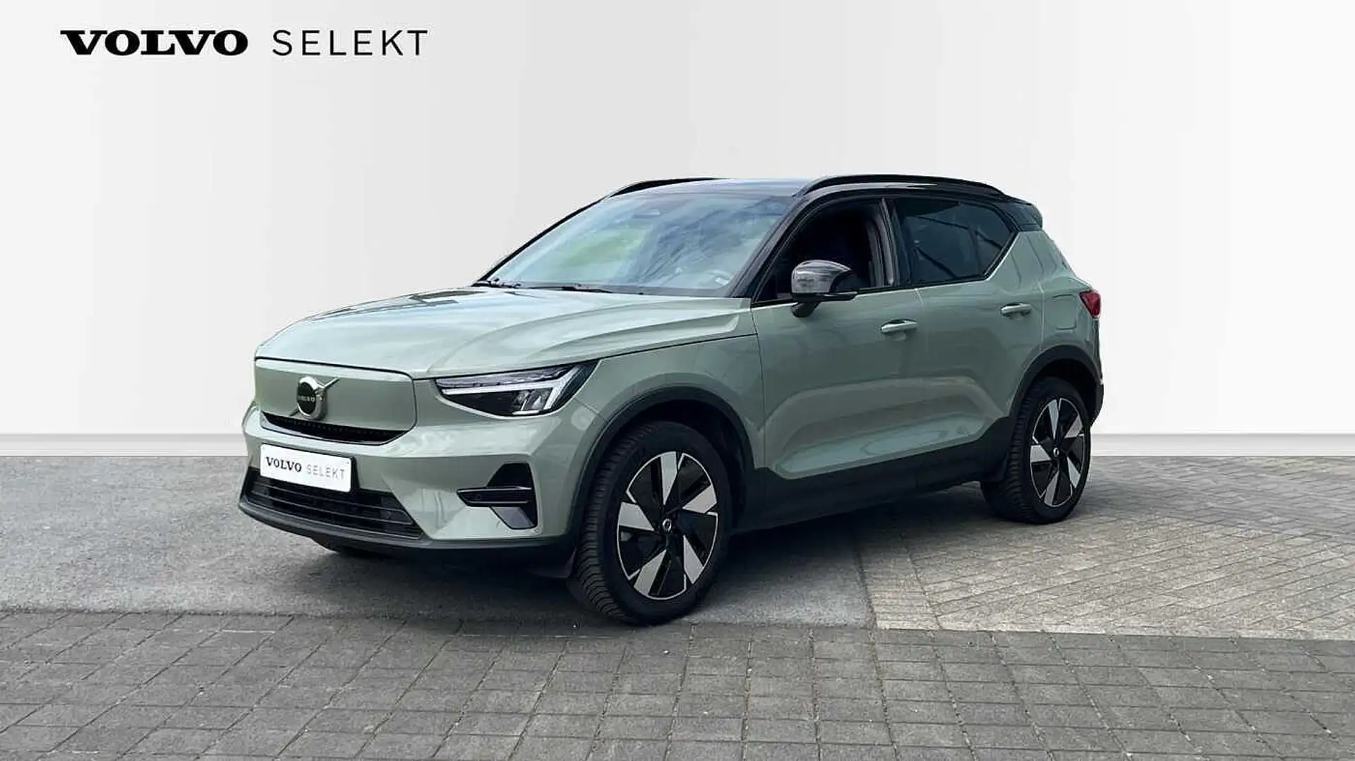 Volvo EX40 Plus Single Motor Extended Range | Zetelverwarming Vert - 1