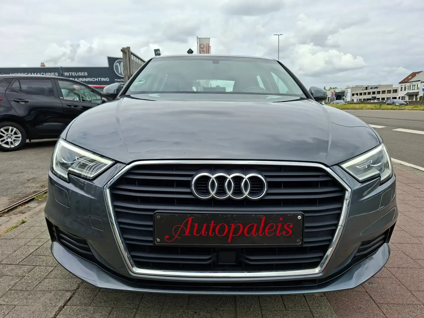 Audi A3 A3  Ambition Gris - 1