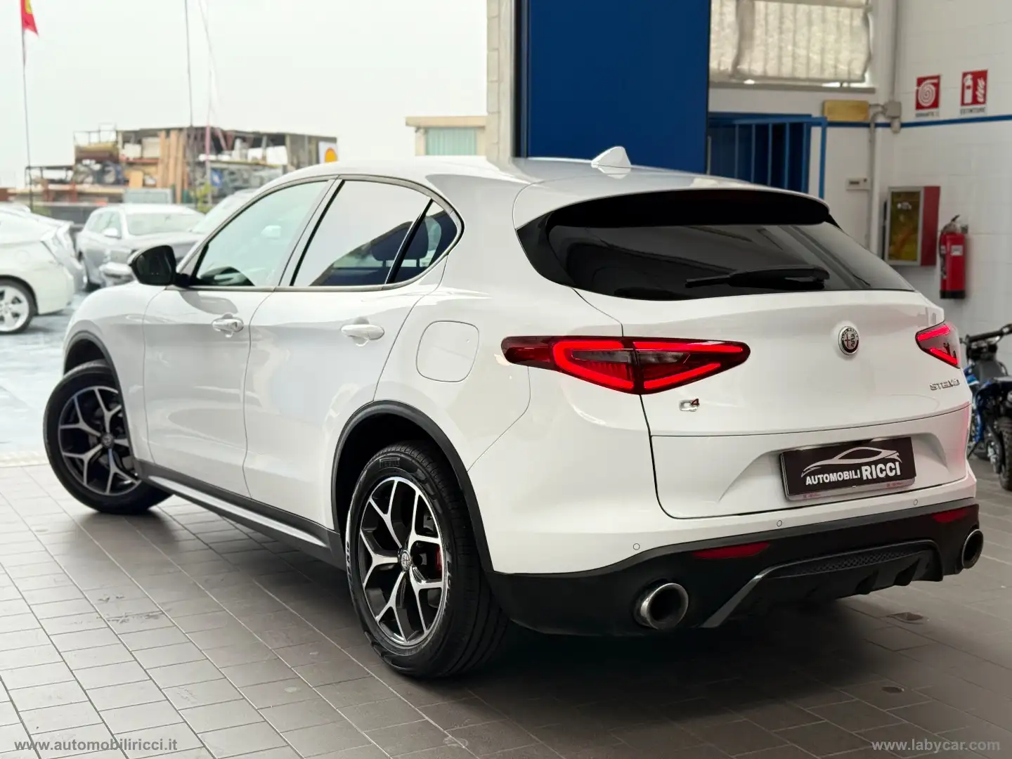 Alfa Romeo Stelvio 2.2 T.diesel 210 CV AT8 Q4 Exec. Weiß - 2