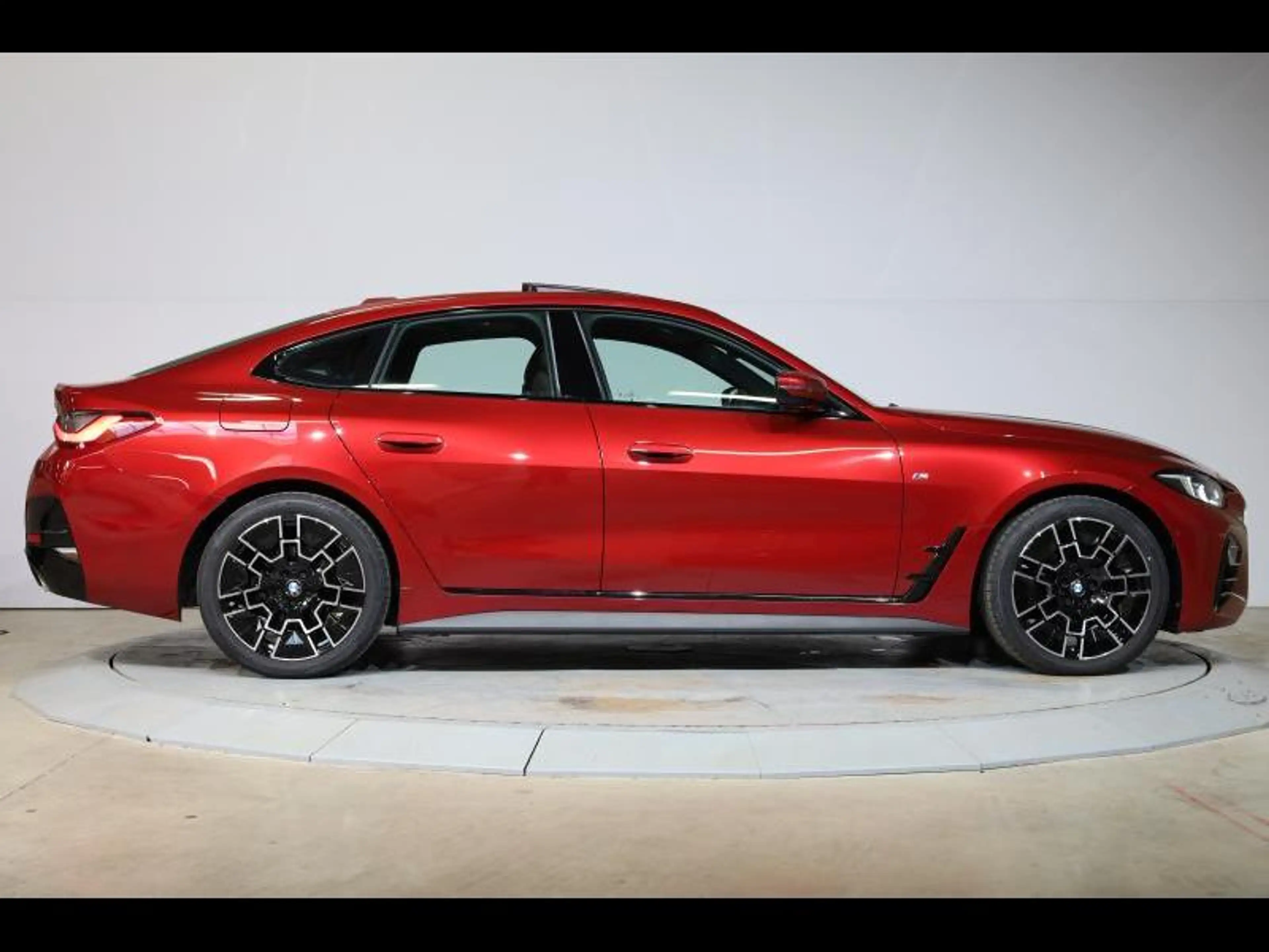 BMW 420 i Gran Coupé Kit M Sport — photo 3