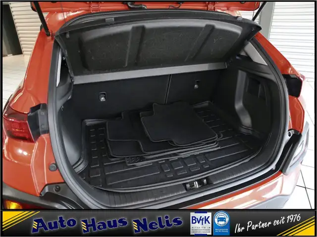 Hyundai Kona view 21