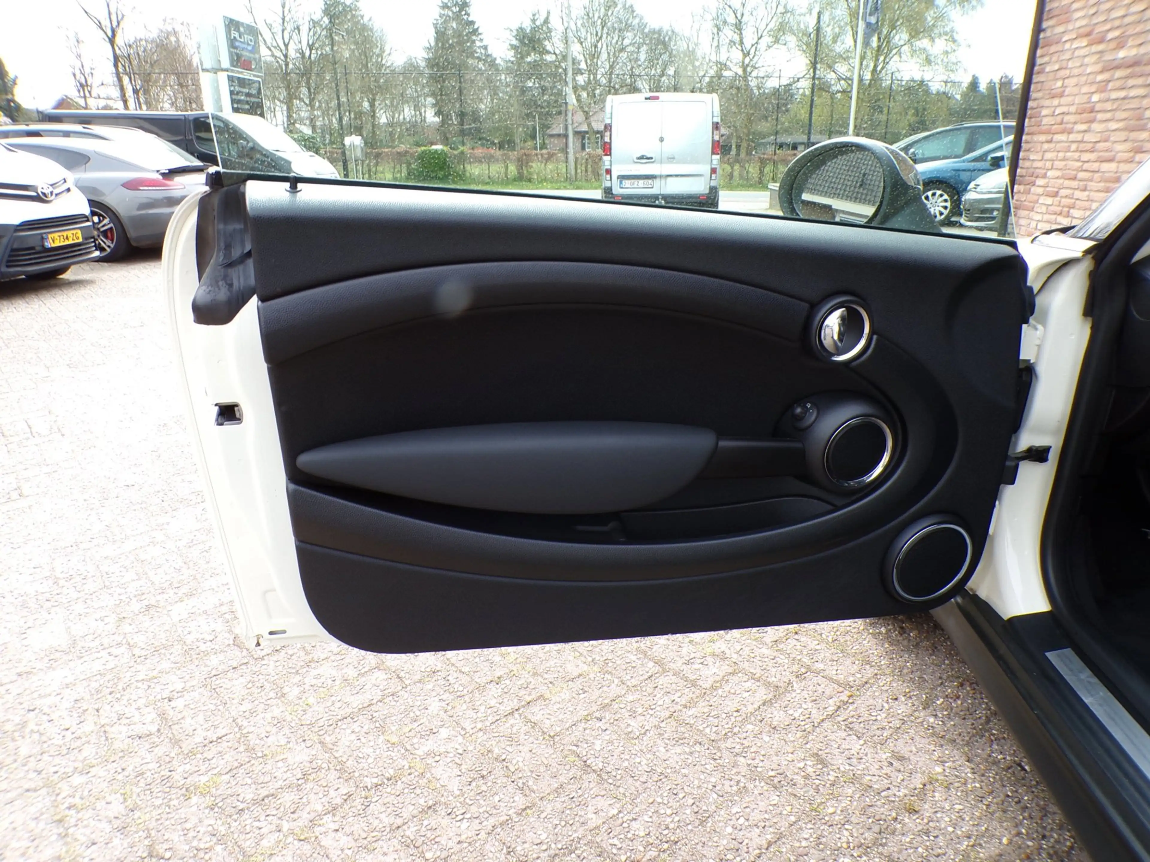 MINI Cooper D Mini 1.6 Pepper — photo 21