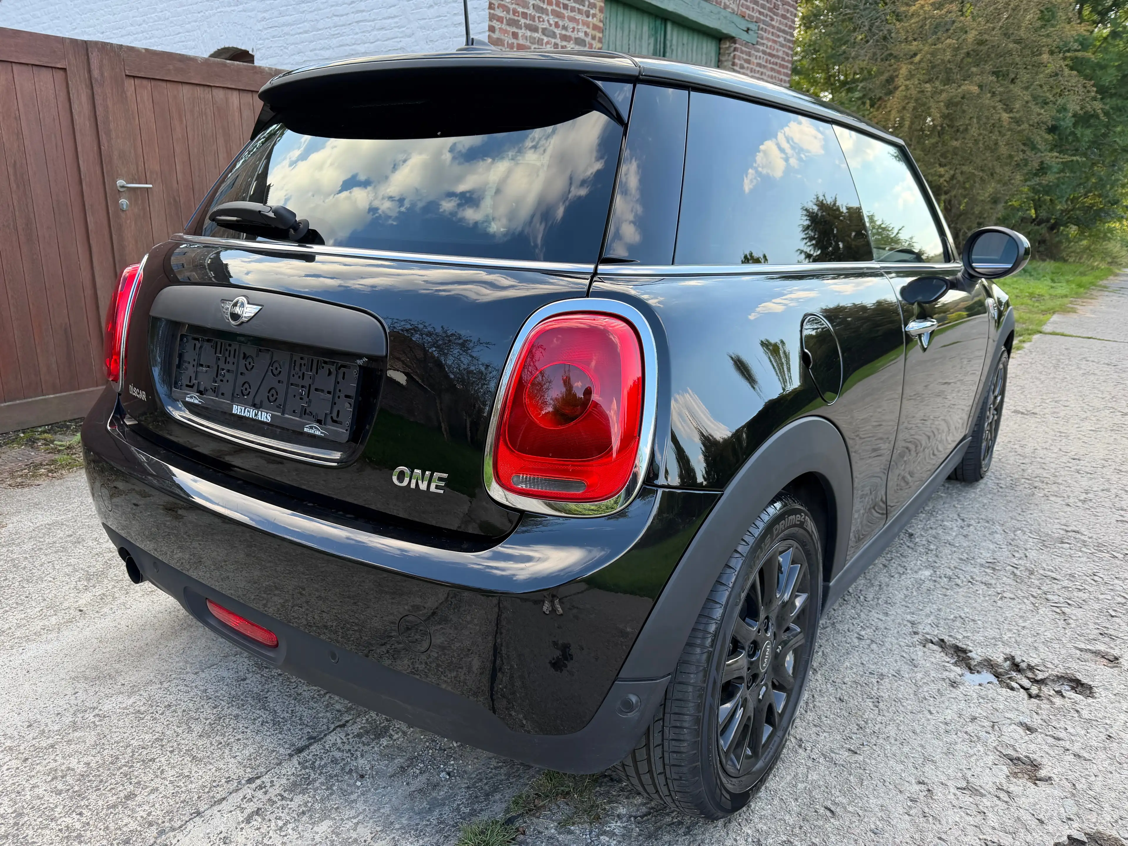 MINI One 1.2i *1ER PROP || 2.500 KM Réel!! || AIRCO || GPS* — photo 3