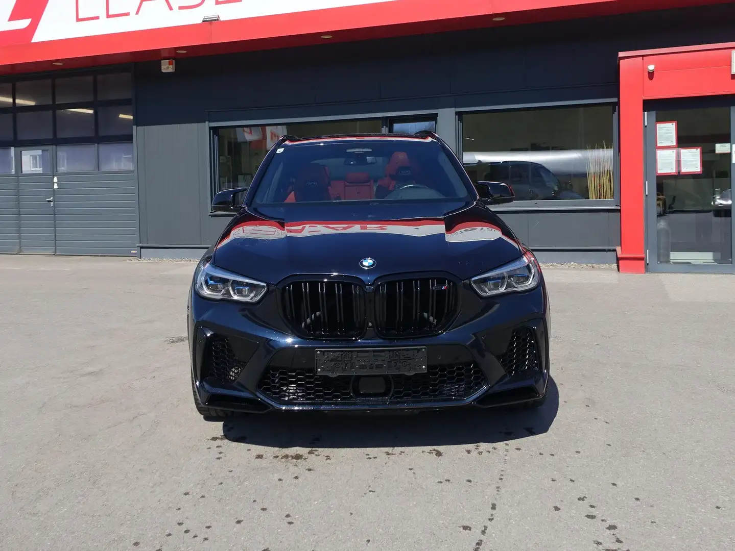 BMW X5 M Competition Schwarz - 2