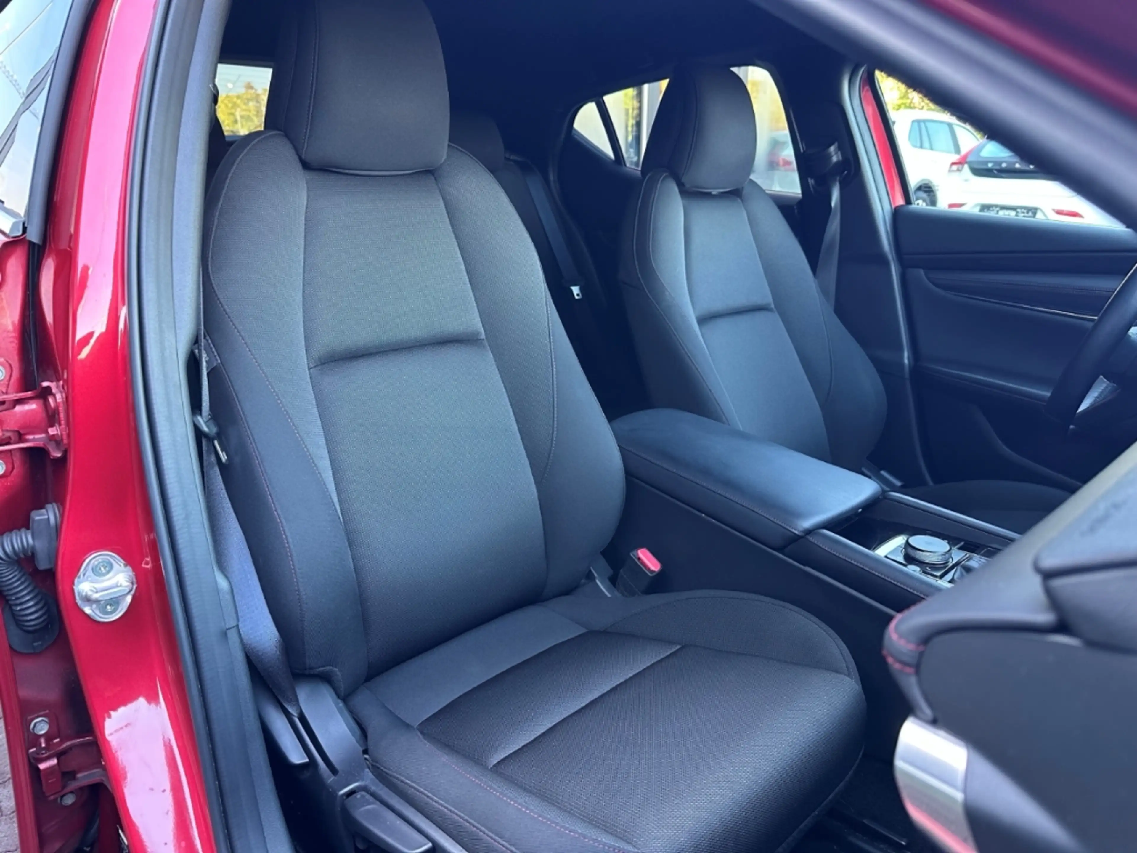 Mazda 3 Homura HUD Navi LED ACC Apple CarPlay Klimaautom F — photo 5