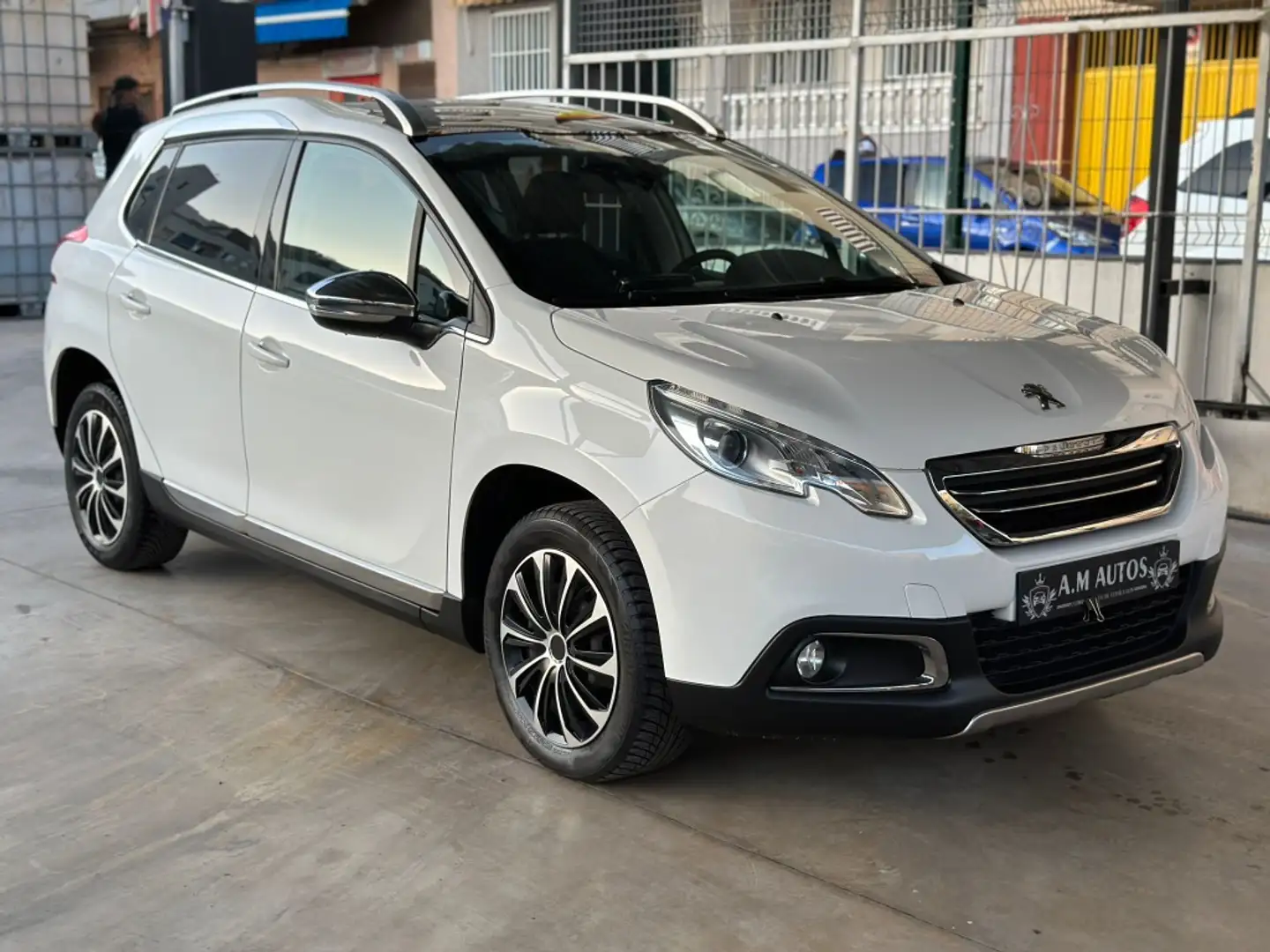 Peugeot 2008 1.6 e-HDI Active CMP Beyaz - 1