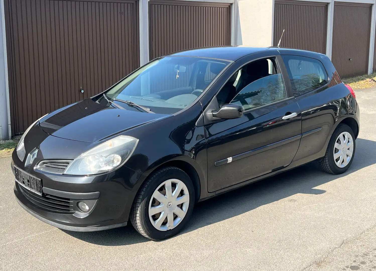 Renault Clio Edition Dynamique 1.2 SITZH KLIMA ALLWETTER Schwarz - 1