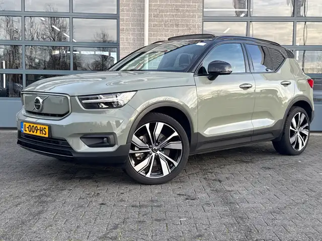 Volvo XC40 Recharge P8 AWD R-Design|PANORAMADAK|HARMAN\KARDON