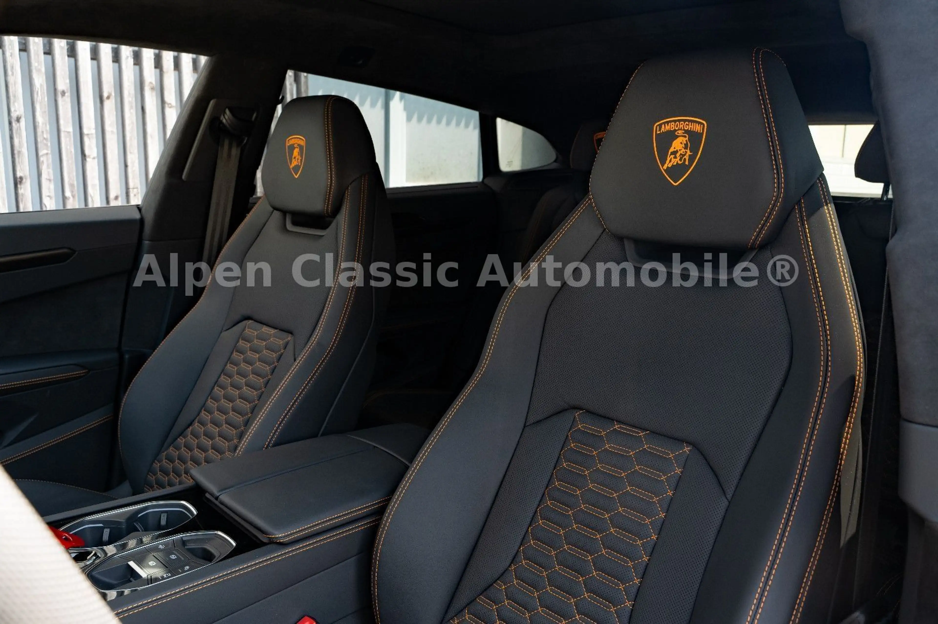 Lamborghini Urus S 4.0 V8 Akrapovic, 23", Garantie — photo 4