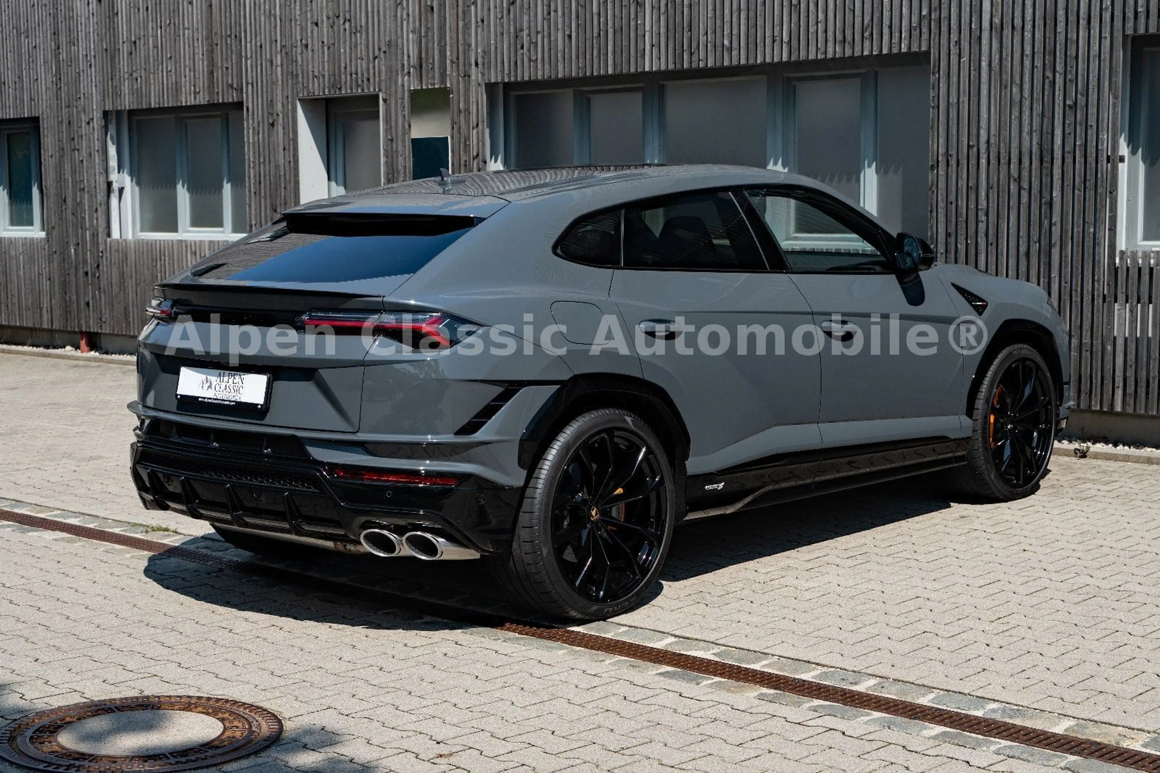 Lamborghini Urus S 4.0 V8 Akrapovic, 23", Garantie — photo 5