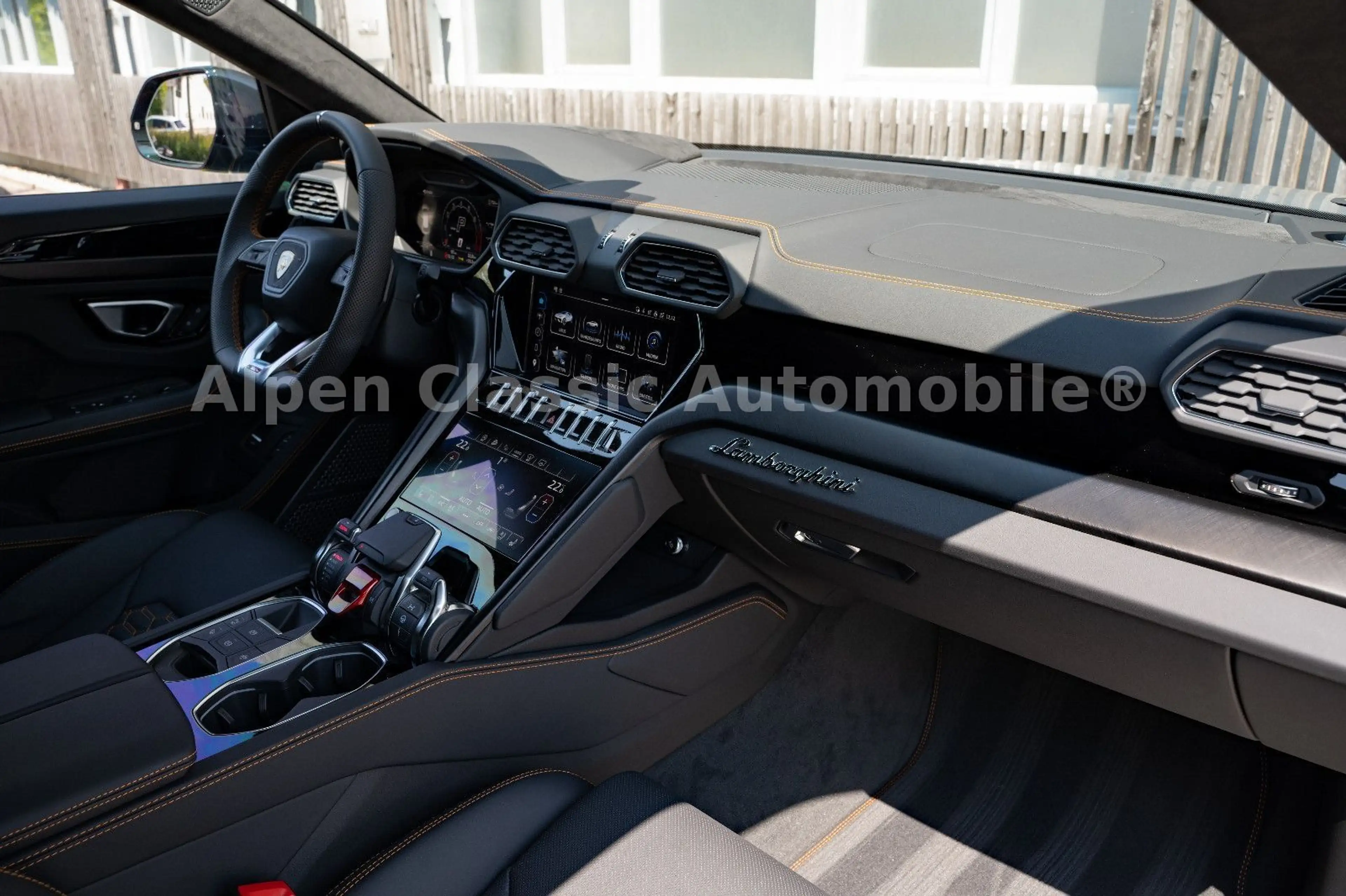 Lamborghini Urus S 4.0 V8 Akrapovic, 23", Garantie — photo 6