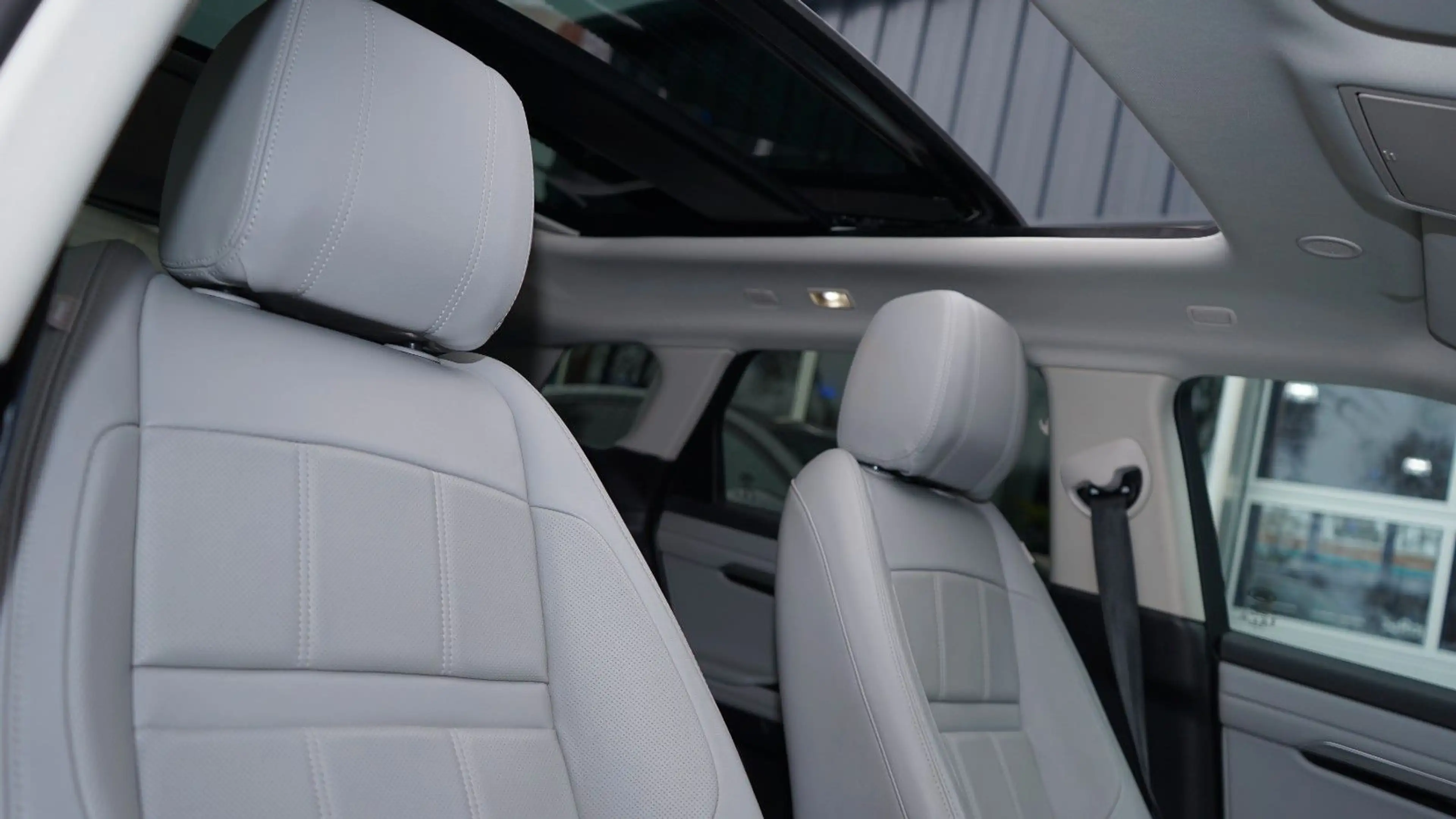 Land Rover Range Rover Evoque EVOQUE P300e S PLUG-IN*PANORAMA*AMBIENTE*DAB — photo 9